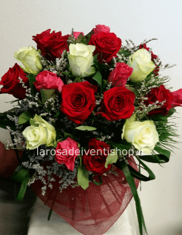 Bouquet con roselline assortite