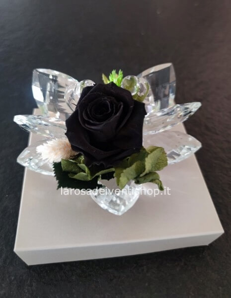 Fiore e 2 cigni piccoli in cristallo con Rosa stabilizzata  e scatola regalo