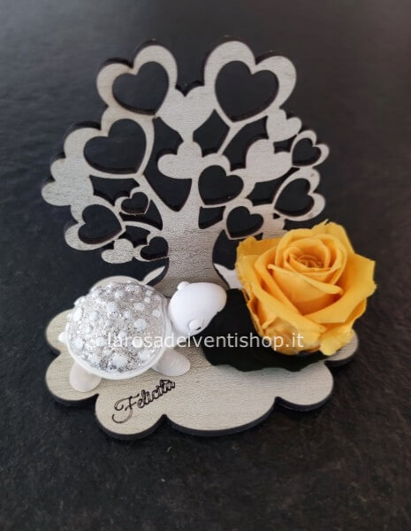 Albero della vita con rosa stabilizzata e soggetti vari