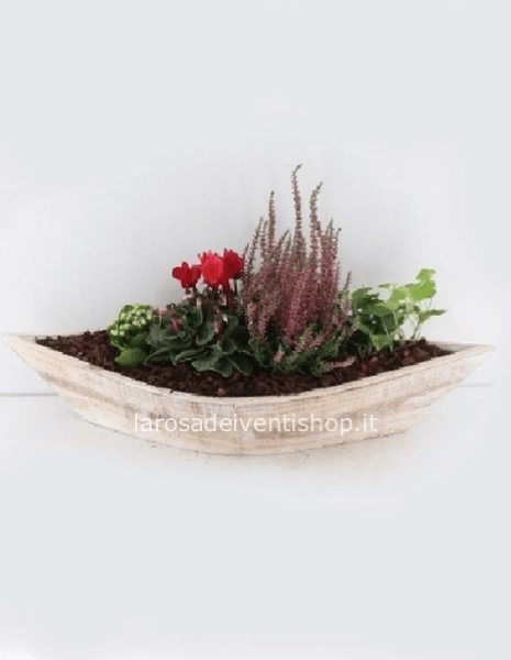 Composizione barca in legno allungata