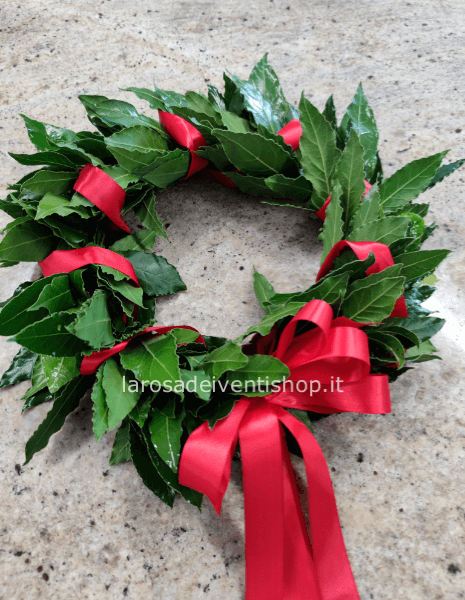 Coroncina d´alloro con nastro rosso