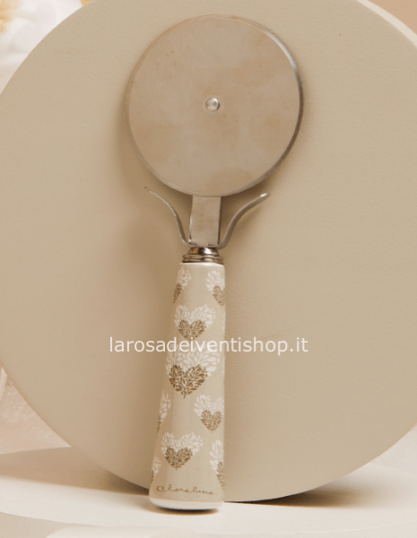 25056 - Taglia pizza a tema cuori dimensioni 15 cm - SCATOLA A SCELTA