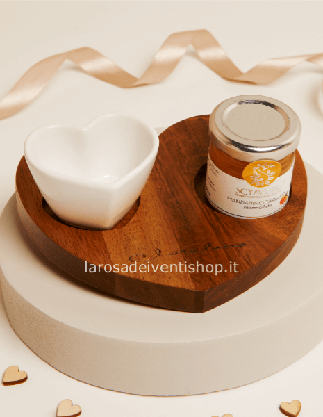 Vassoio, ciotolina cuore e marmellata al mandarino