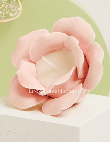 25222 - Portacandela rosa a forma di rosa con candela dim. 9.5x9.5x6.5 cm - SCATOLA A SCELTA