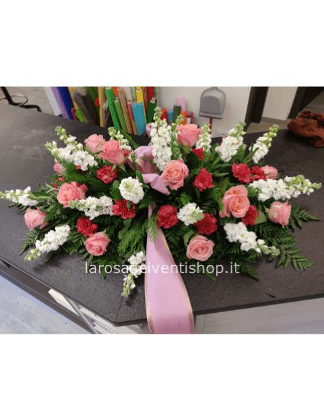 Cuscino funebre sui toni del rosa